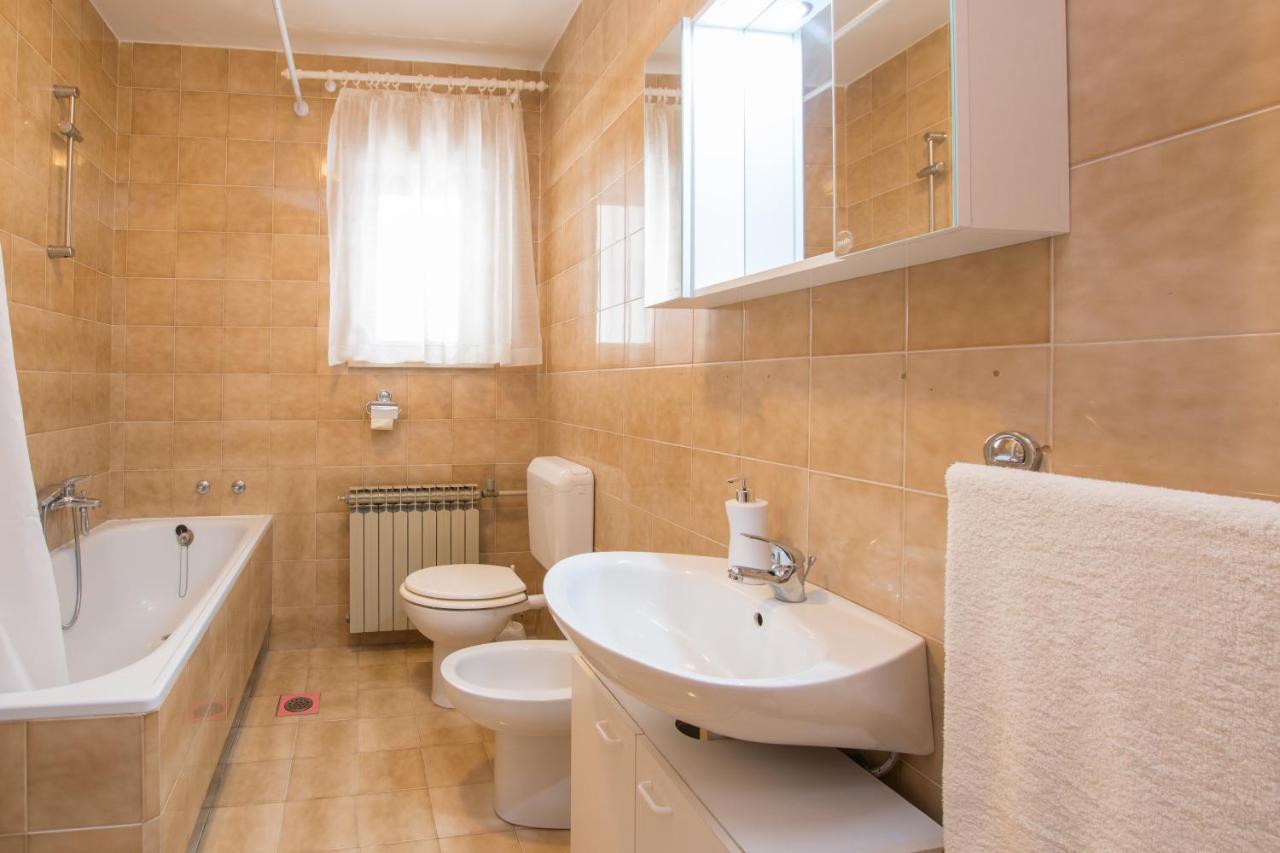 Apartments Nono Toni Пореч Экстерьер фото